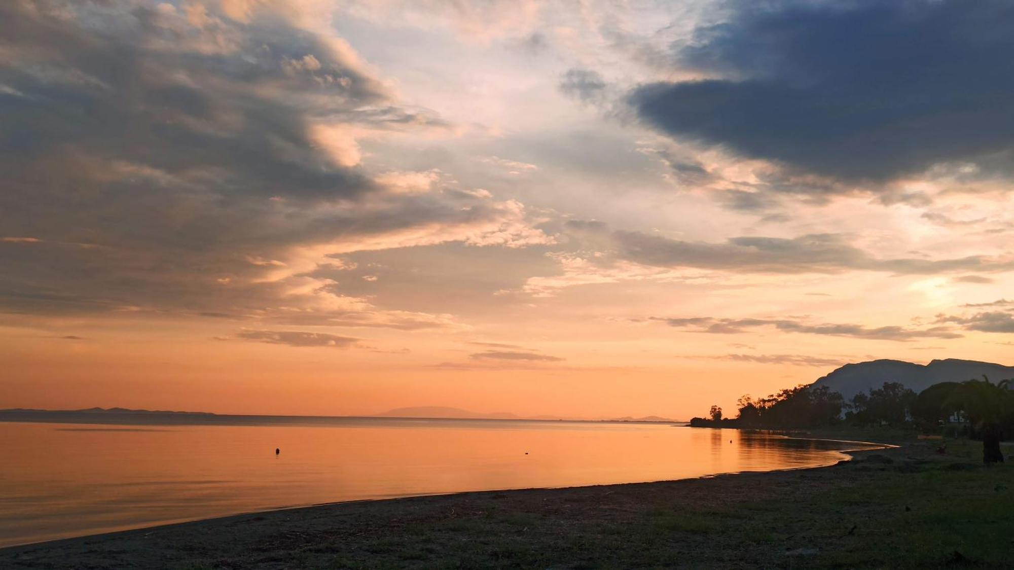 Nafpaktos Cottage By The Sea For Travelers And Dreamers! 외부 사진