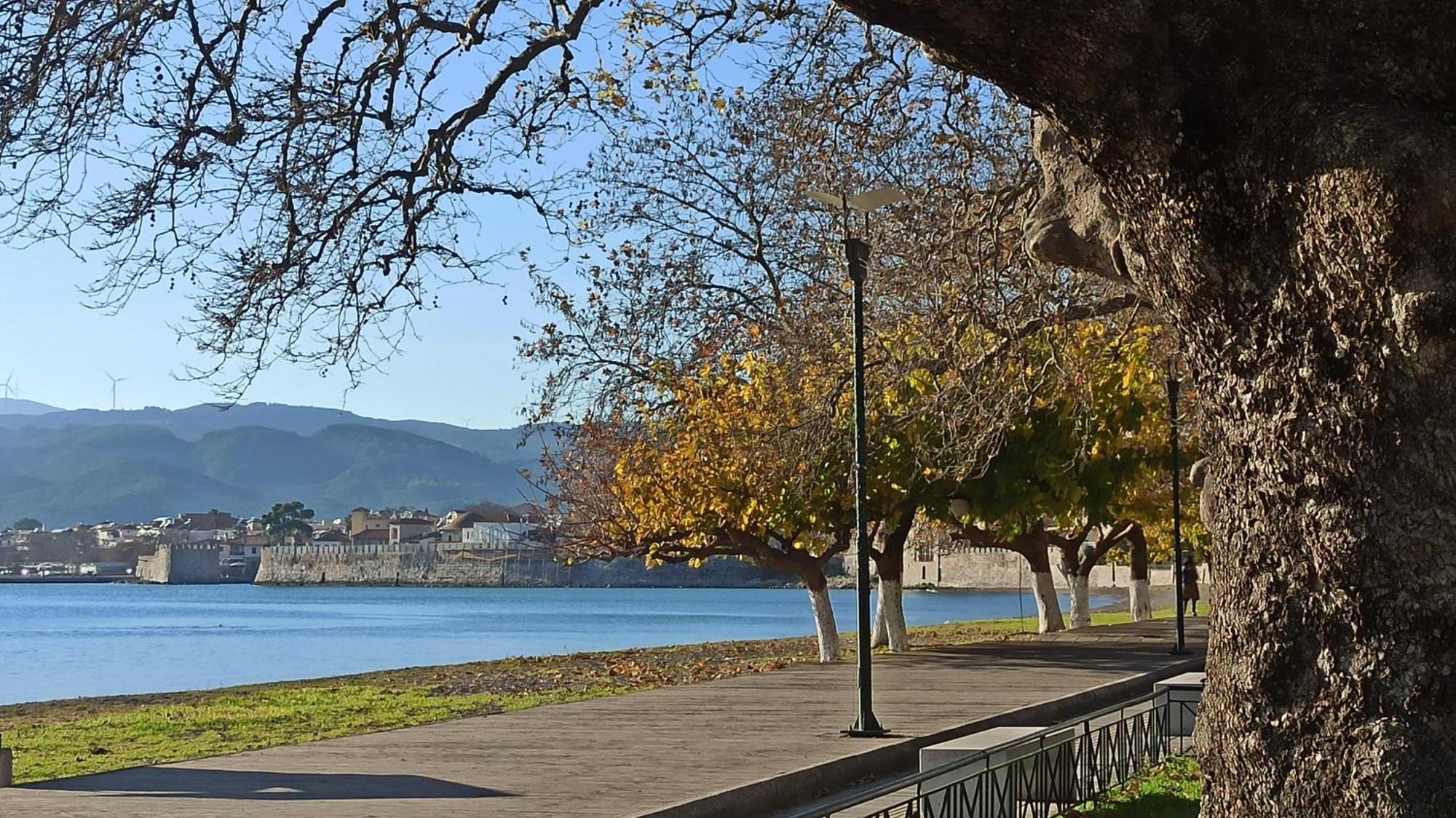 Nafpaktos Cottage By The Sea For Travelers And Dreamers! 외부 사진
